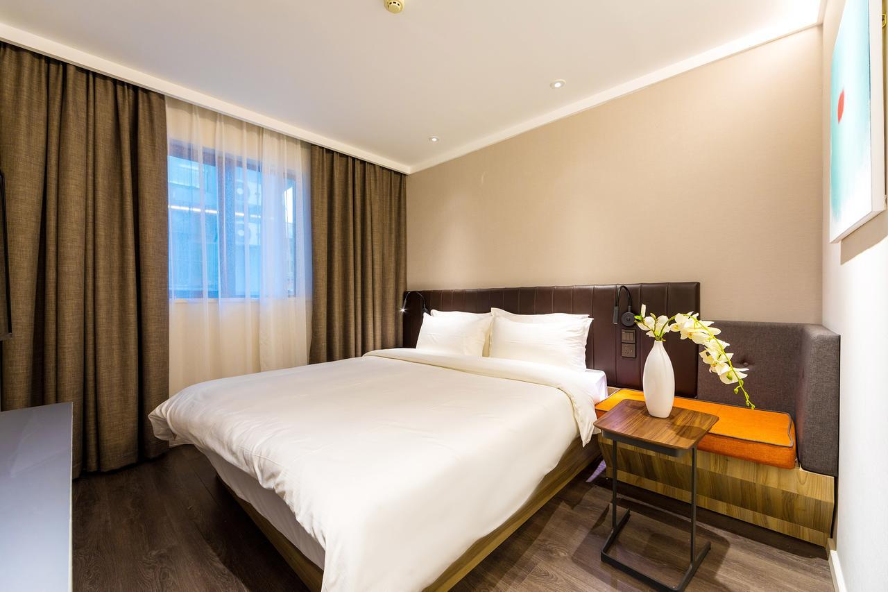 Hanting Premium Hotel Shanghai Dapu Bridge Riyueguang Shopping Mall Екстериор снимка